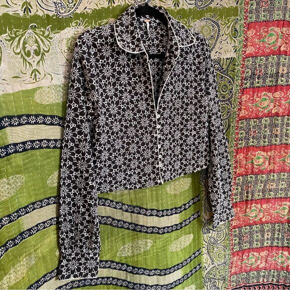 NWOT Free People Black/ White Dream A Little Dream Blouse Size Extra Small - Picture 7 of 15